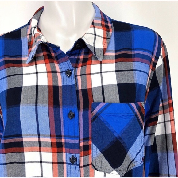 Ava & Viv Soft Plaid Lightweight Button Down Shirt - 2X - Picture 3 of 8